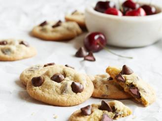 Cherry Flavored Filled DelightFulls™ Chocolate Chip Cookie