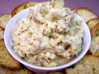 Skordalia (Potato and Garlic Dip)