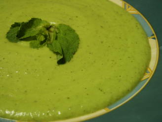 Chilled (Canned or Fresh) Pea and Mint Soup