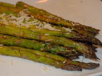 Balsamic Roasted Asparagus With Garlic