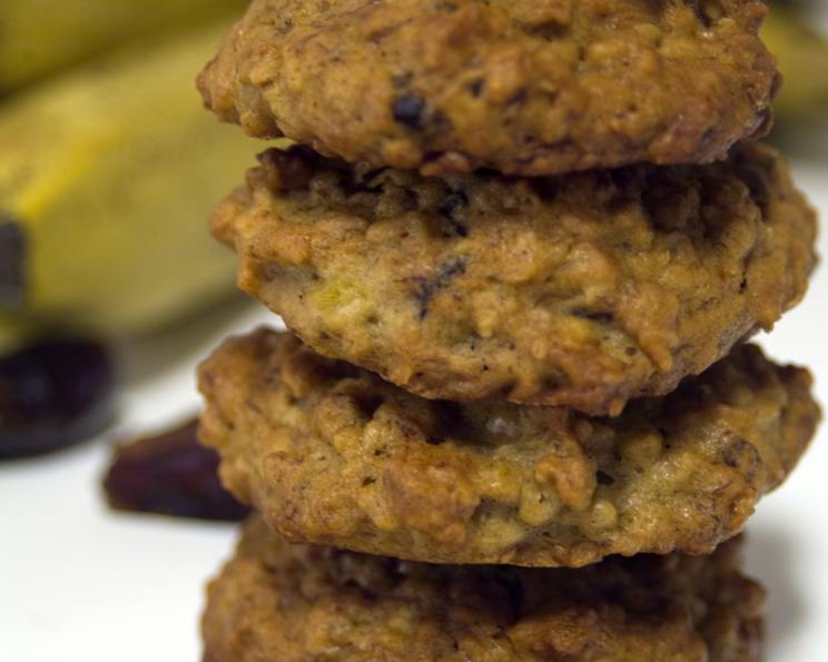 Banana Cookies (With Dates and Nuts) Recipe
