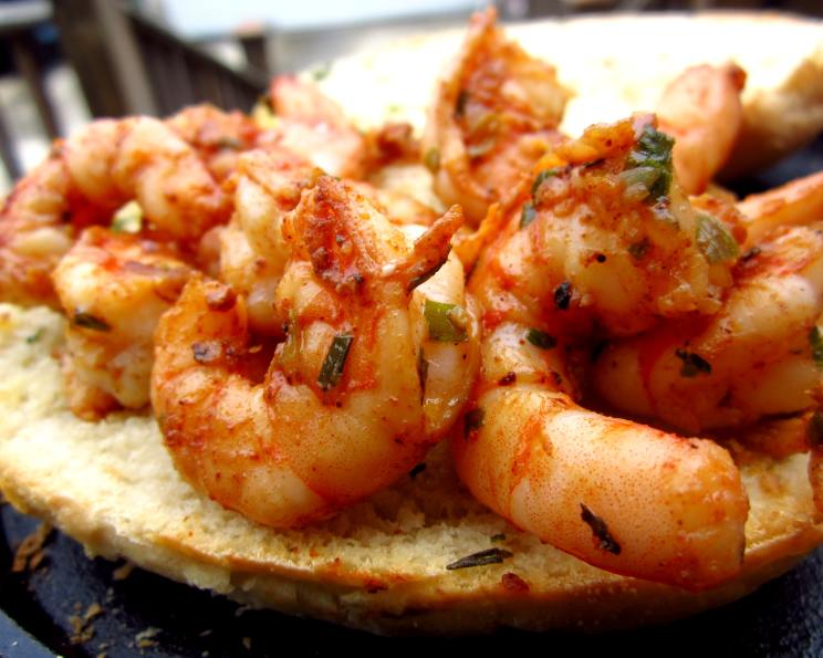 Emeril's Shrimp Scampi PoBoy on Garlic Bread Recipe