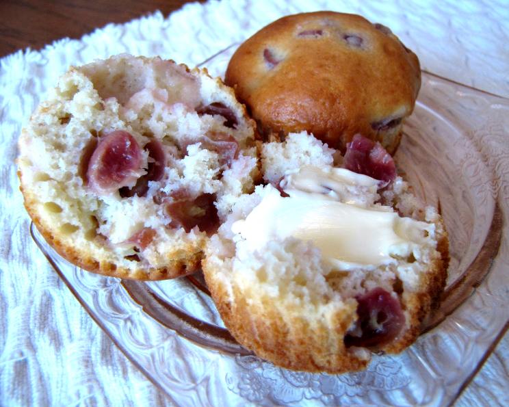 Bli's Grape Muffins Recipe