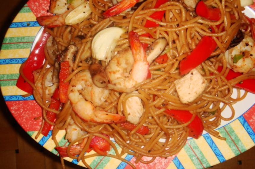 Ginger Chicken & Shrimp Stir-Fry With Sesame Noodles Recipe - Food.com