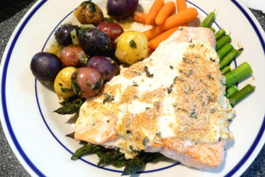 Lemon and Basil Salmon With Goat's Cheese Sauce Recipe