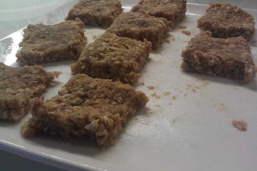 easy spirit navy pumps