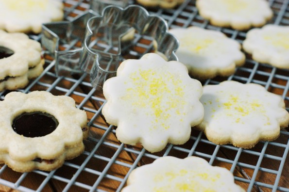 How to Roll & Cut Cookie Dough