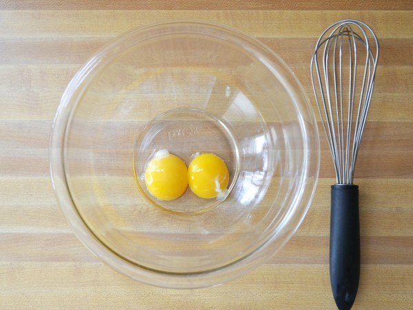 How to Make Hollandaise Sauce
