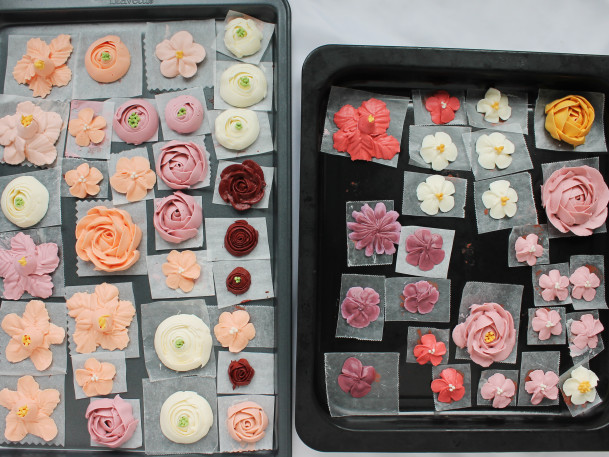 Bake a Bouquet of Flowers