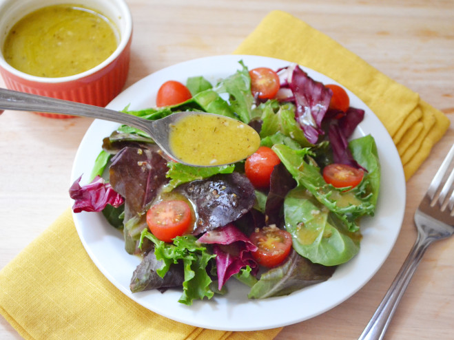 How to Make a Vinaigrette