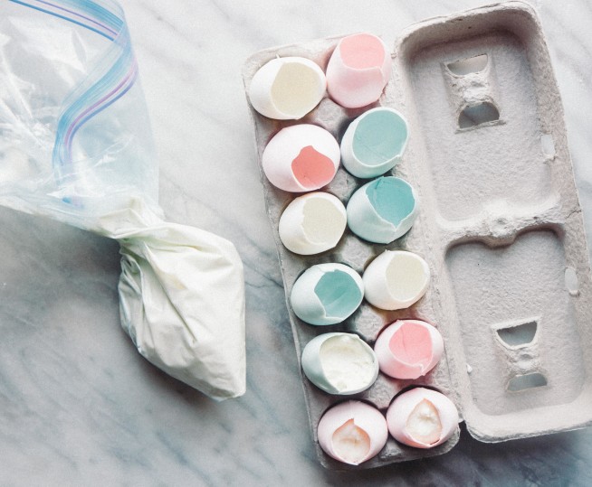 How to Make Cheesecake Easter Eggs