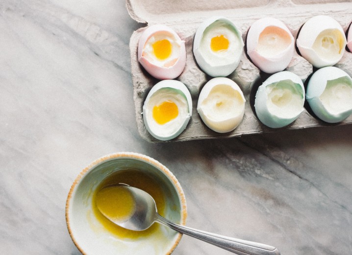 How to Make Cheesecake Easter Eggs