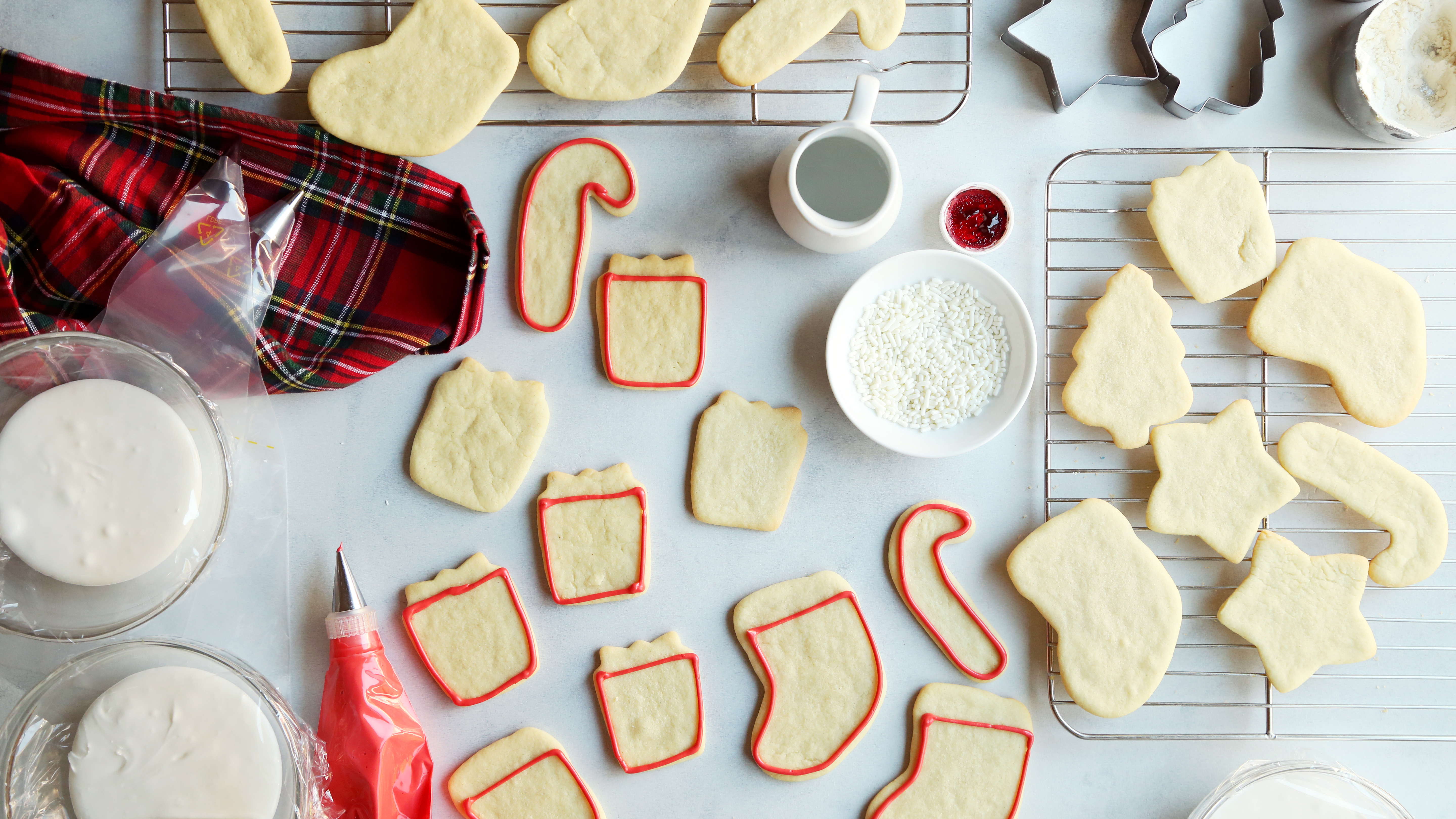 The Ultimate Guide To Icing Cookies | The Best Cookie Icing Recipes