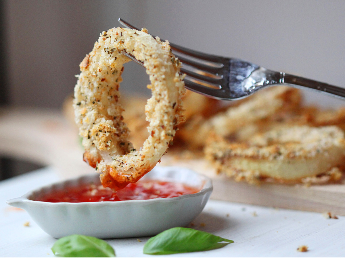 Oven Baked Onion Rings image