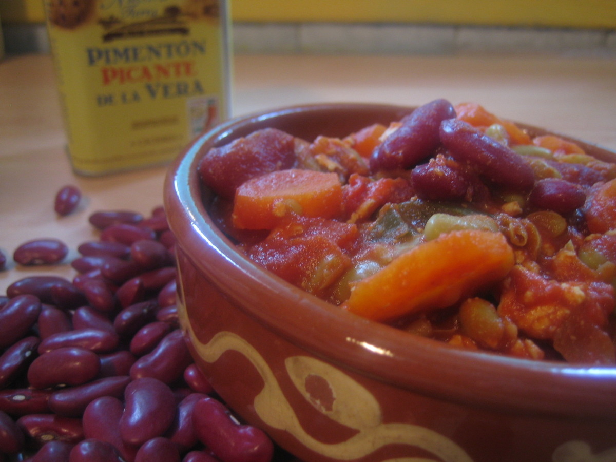 Hearty Vegetarian Tofu Chili Recipe - Food.com