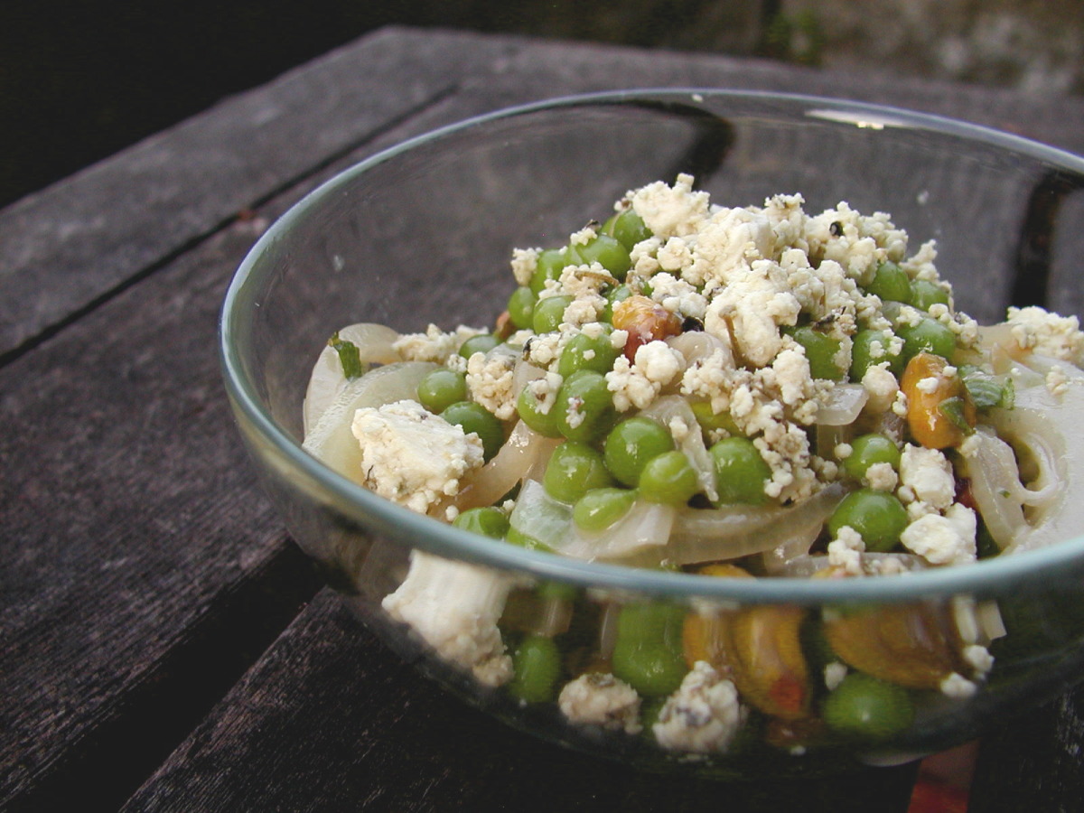 Pea, Feta and Mint Salad With Pistachios_image