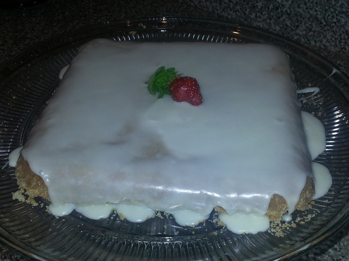 Easy Lemon Snack Cake