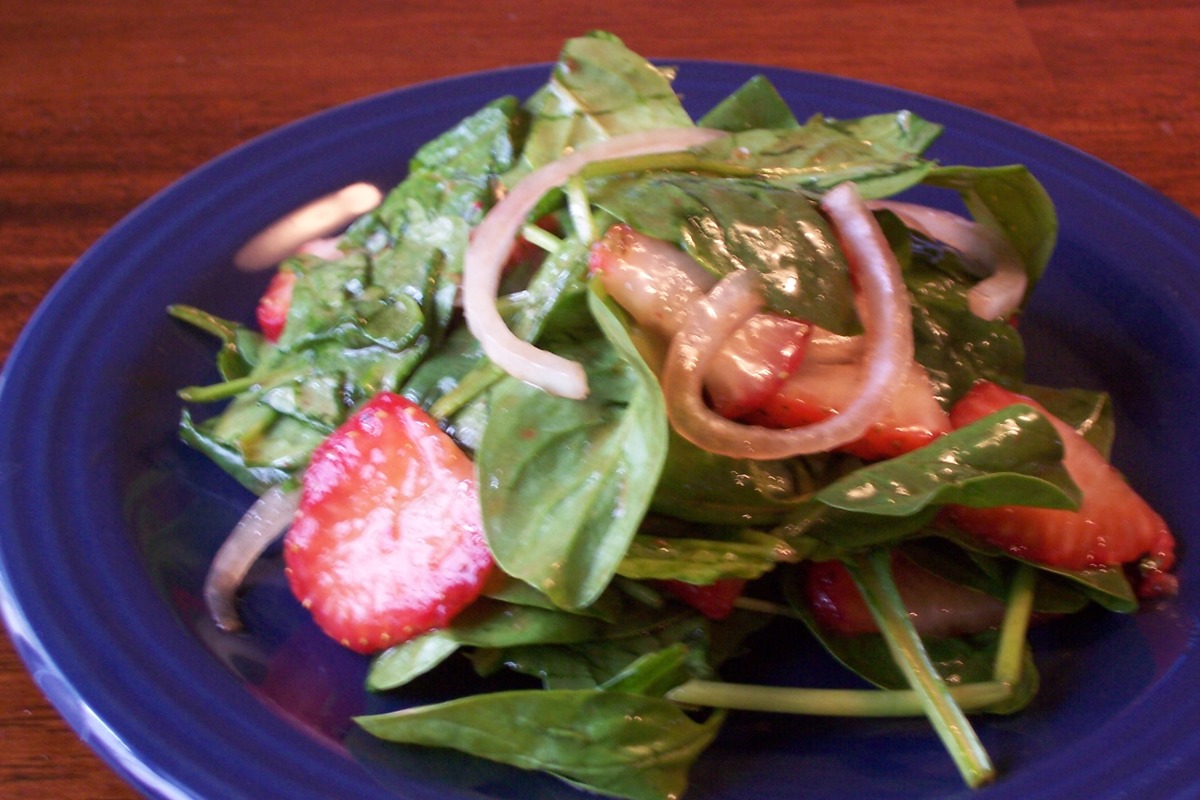 Easy Strawberry Spinach Salad_image