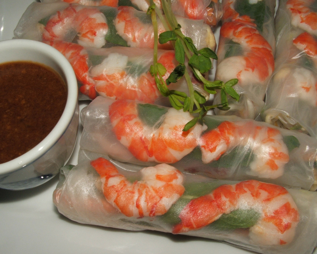 Fresh Spring Rolls With Shrimp for Two