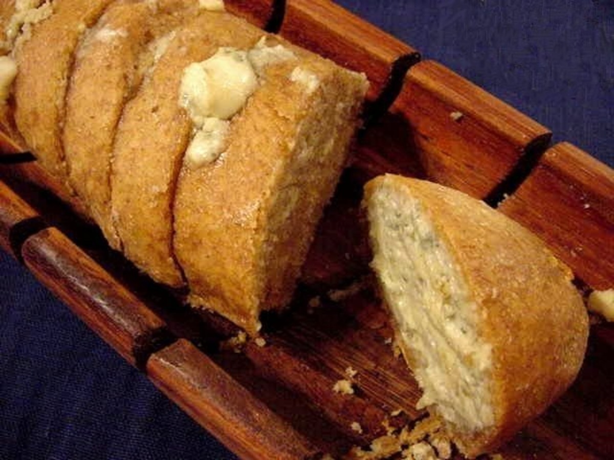 Blue Cheese Garlic Bread Recipe