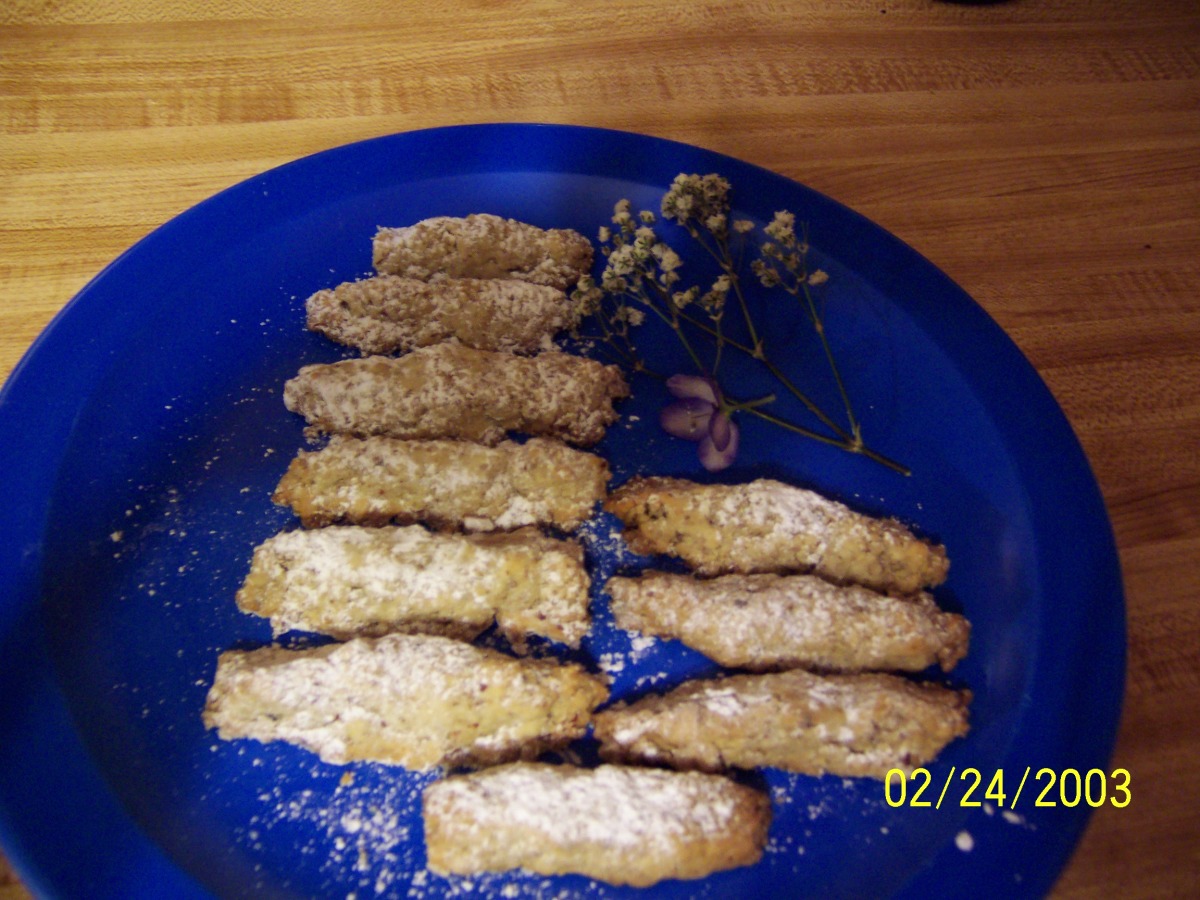 Crispy Pecan Sticks