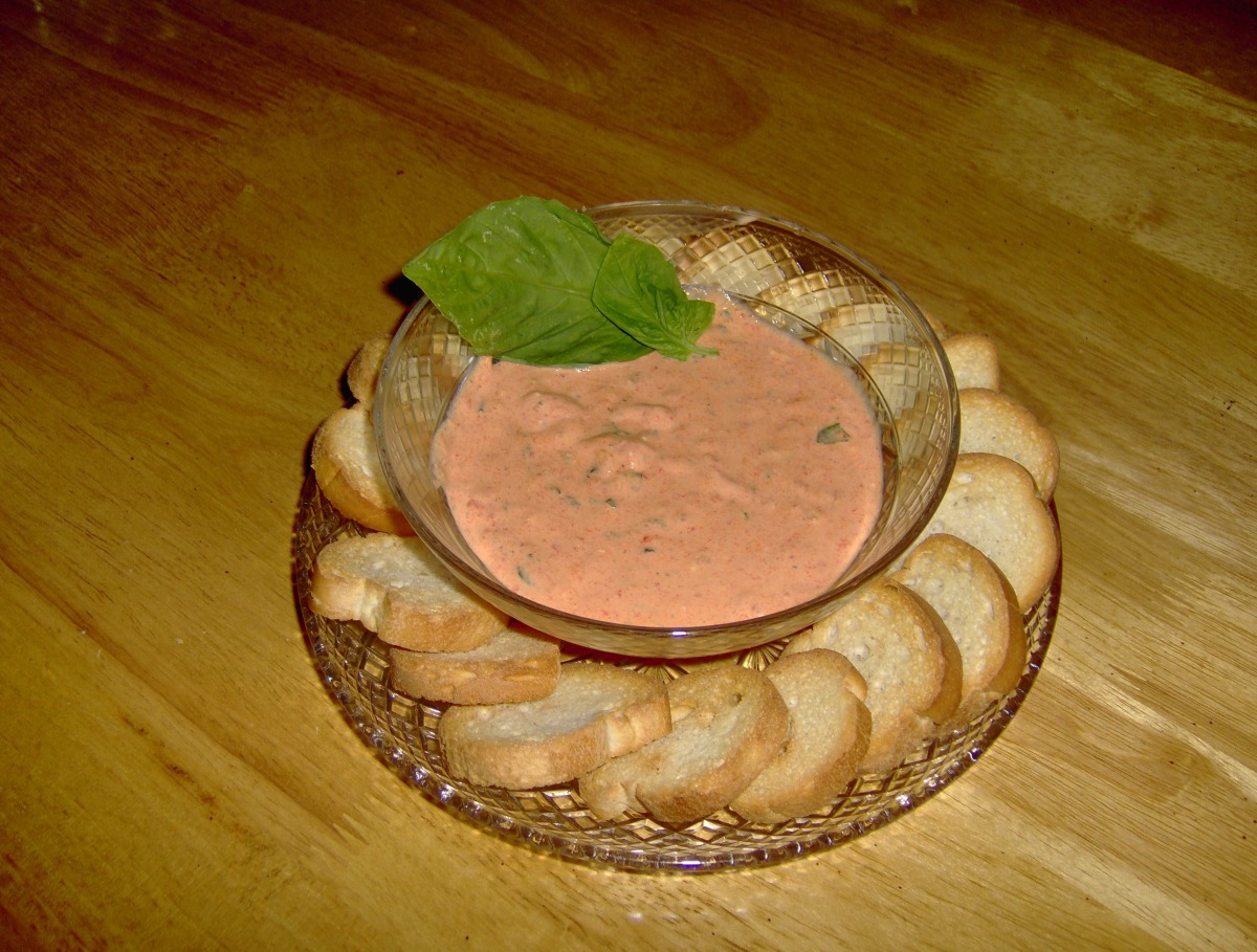 Roasted Red Bell Pepper and Garlic Dip_image