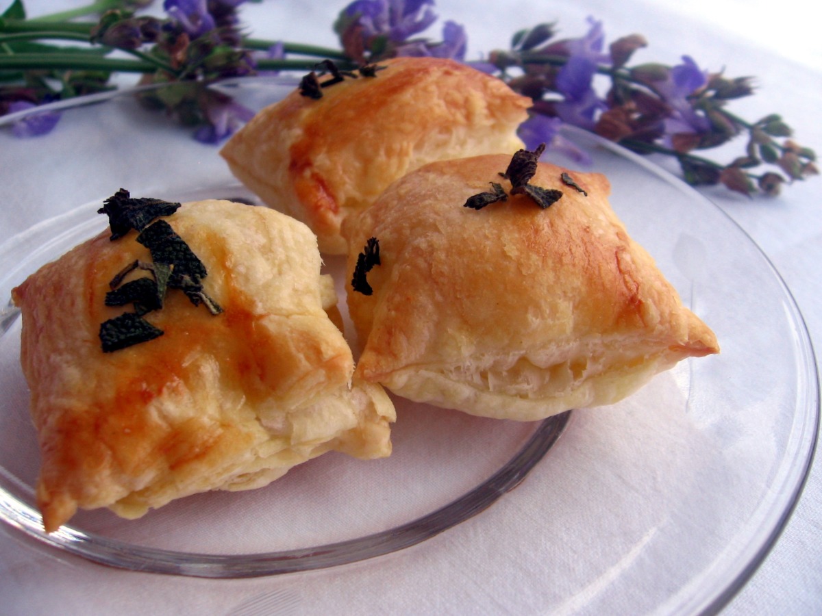Feta Puffs