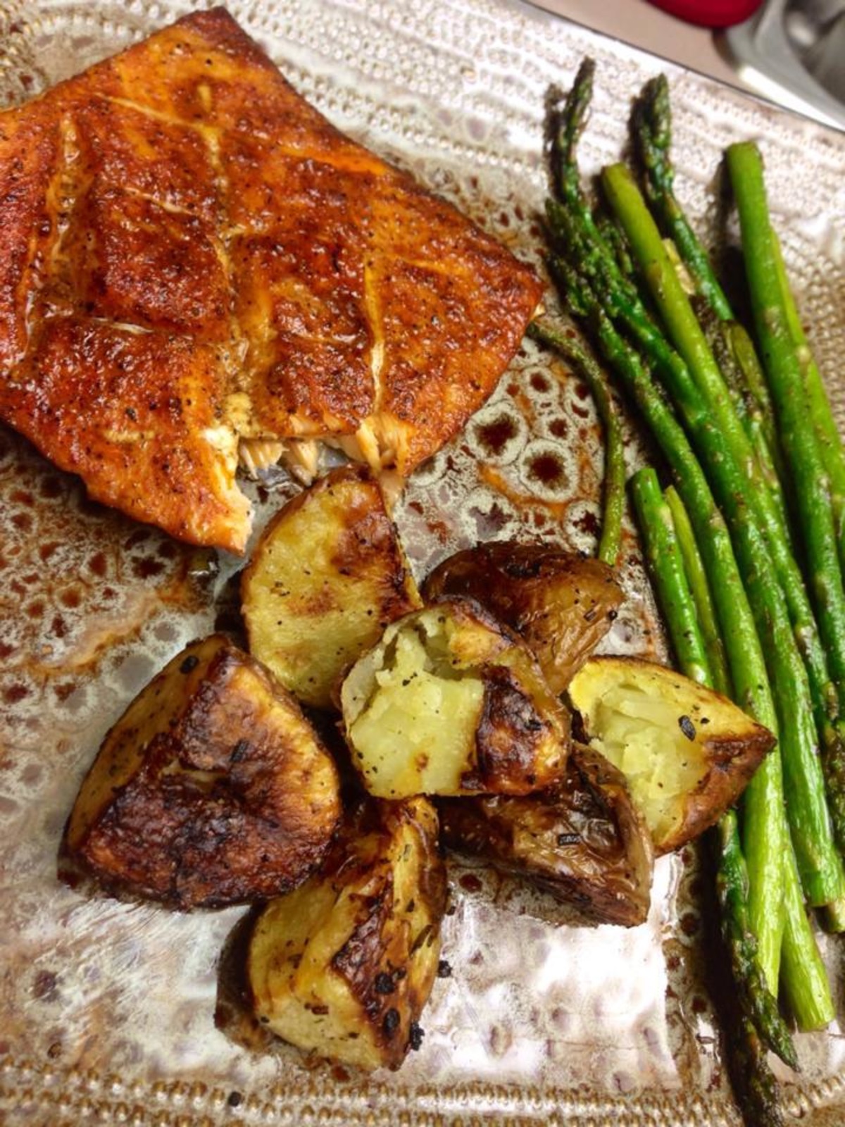 Cedar Planked Salmon With Spice Rub