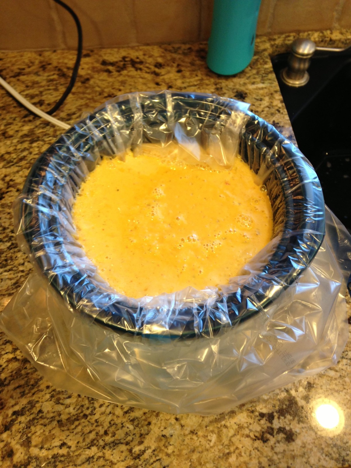 Easy (5 Ingredients) Queso