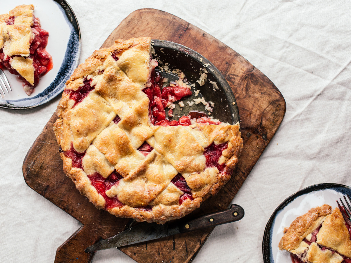 Strawberry Rhubarb Pie Recipe 