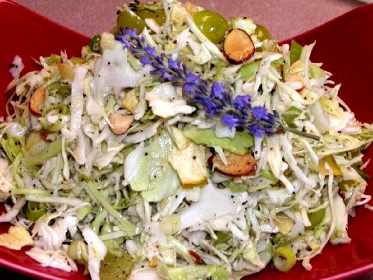 Coleslaw With Grapes, Crunchy Apple Chips and Almonds