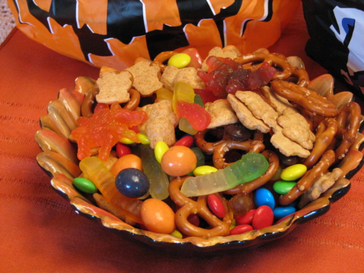 Wiggly Worm Trail Mix image