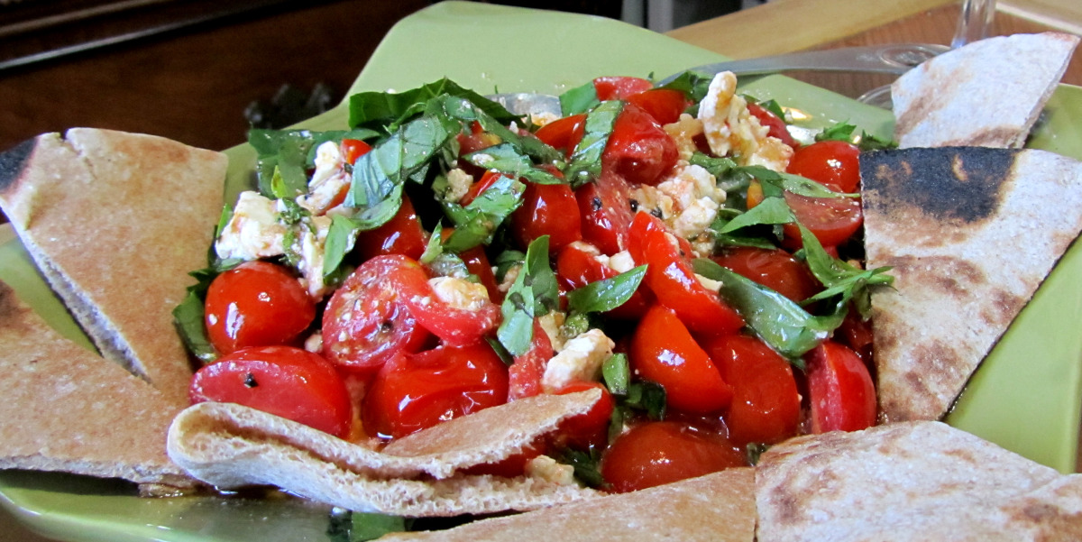 Baked Cherry Tomatoes and Feta_image