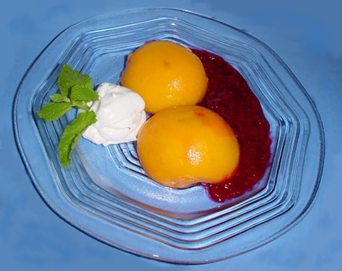 Poached Peaches With Raspberry Sauce Recipes recipe