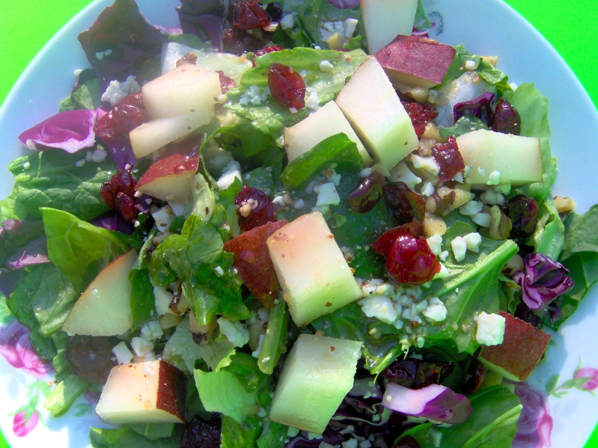 Harvest Salad With Pears