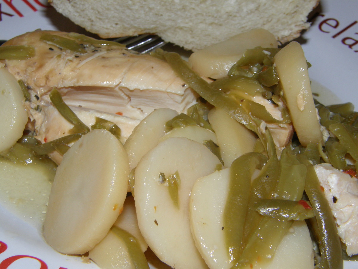 Simple Crock Pot Chicken With Green Beans_image