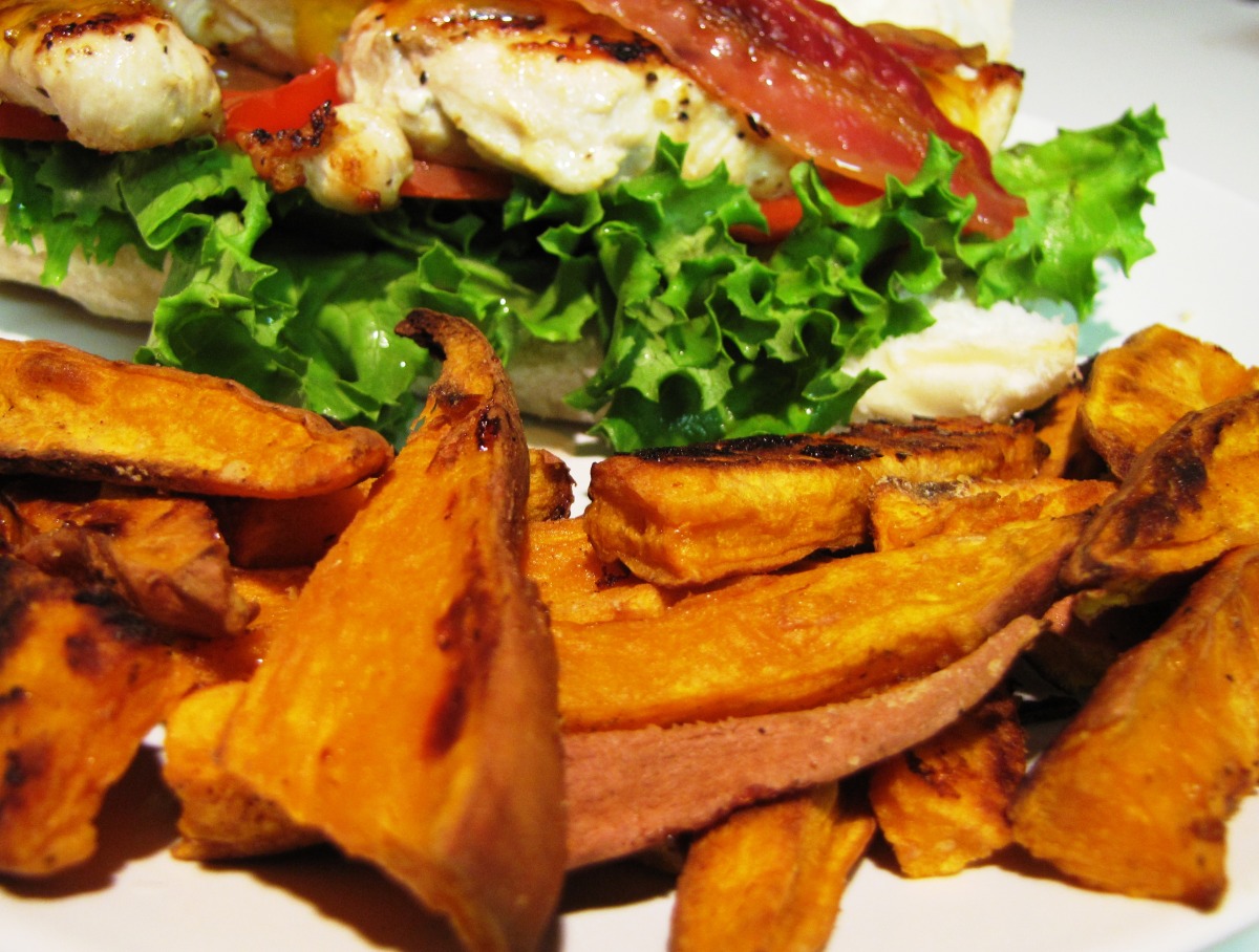 Delish Sweet Potato "fries" Low Fat