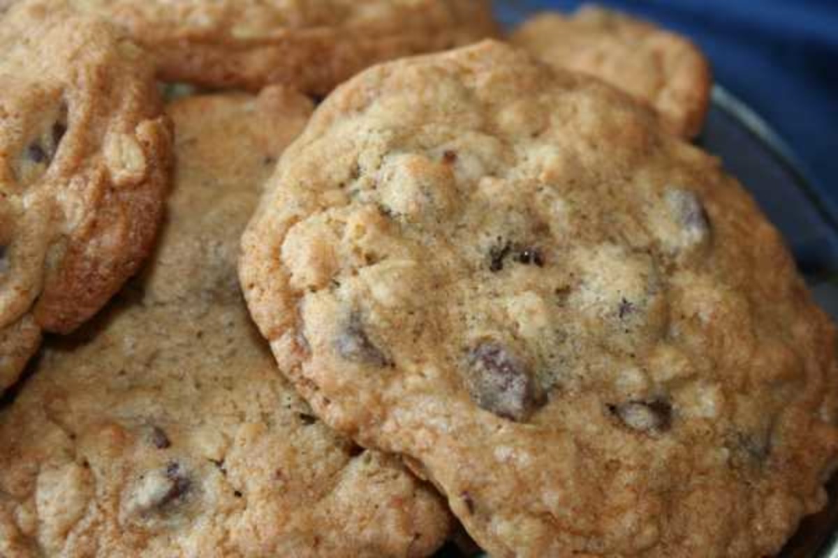Chocolate Chip Oatmeal Cookies