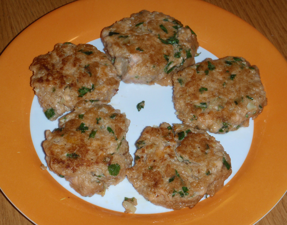 Fresh Salmon Burgers With Hoisin and Ginger (Low Fat)