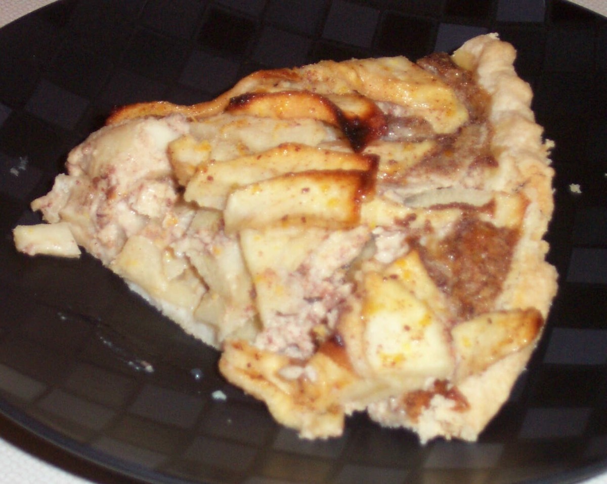 Grand Marnier Apple Tarte