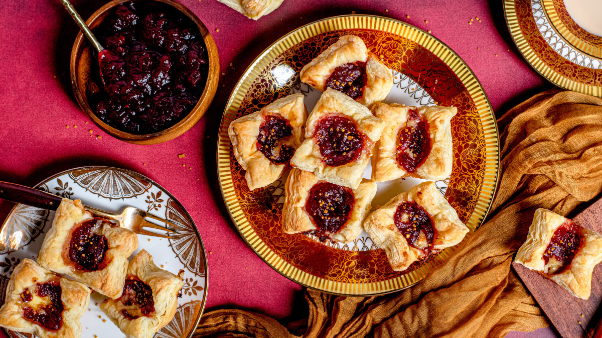 Cranberry Brie Bites