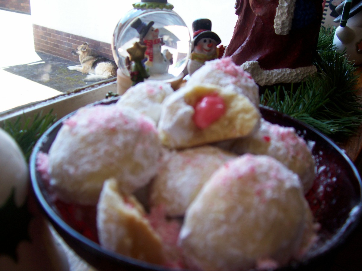 Peppermint Snowballs image