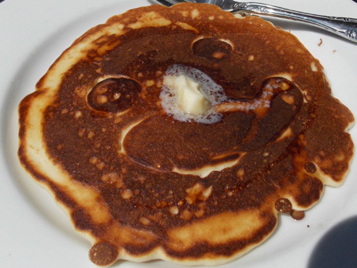 Funny Freckle Face Pancakes