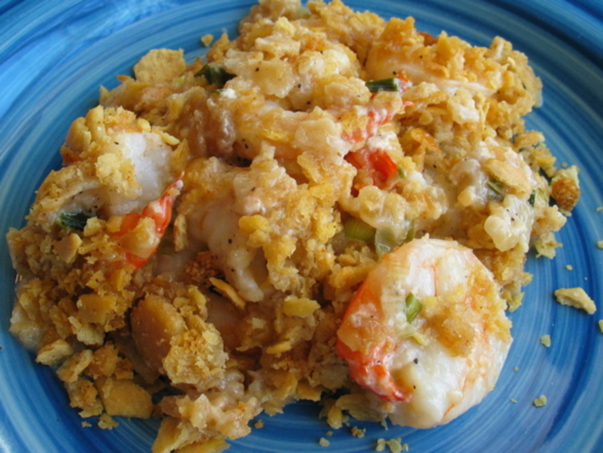 Creamy Shrimp Casserole With Buttery Crumbs_image