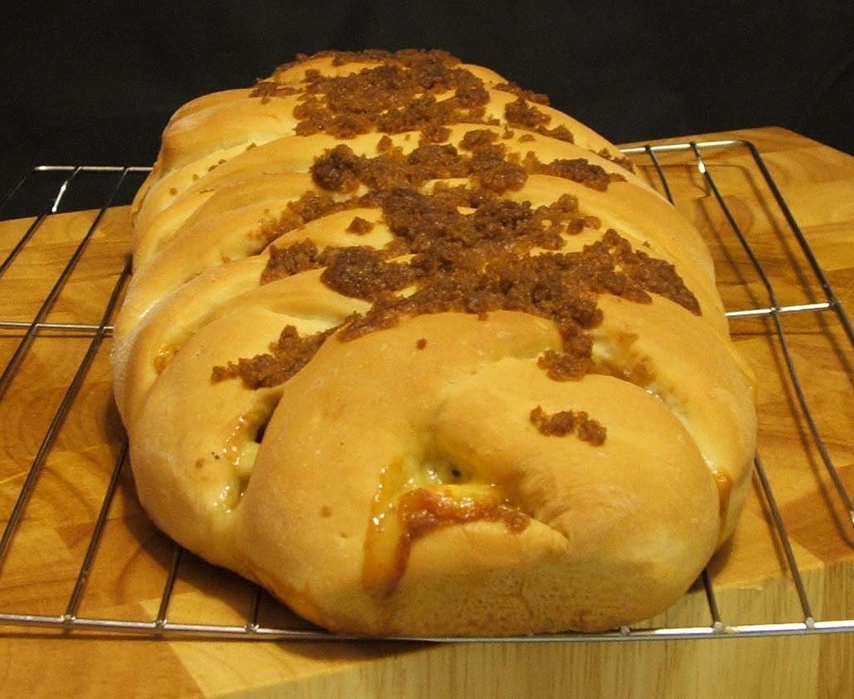Apple Brie Braid With Almonds