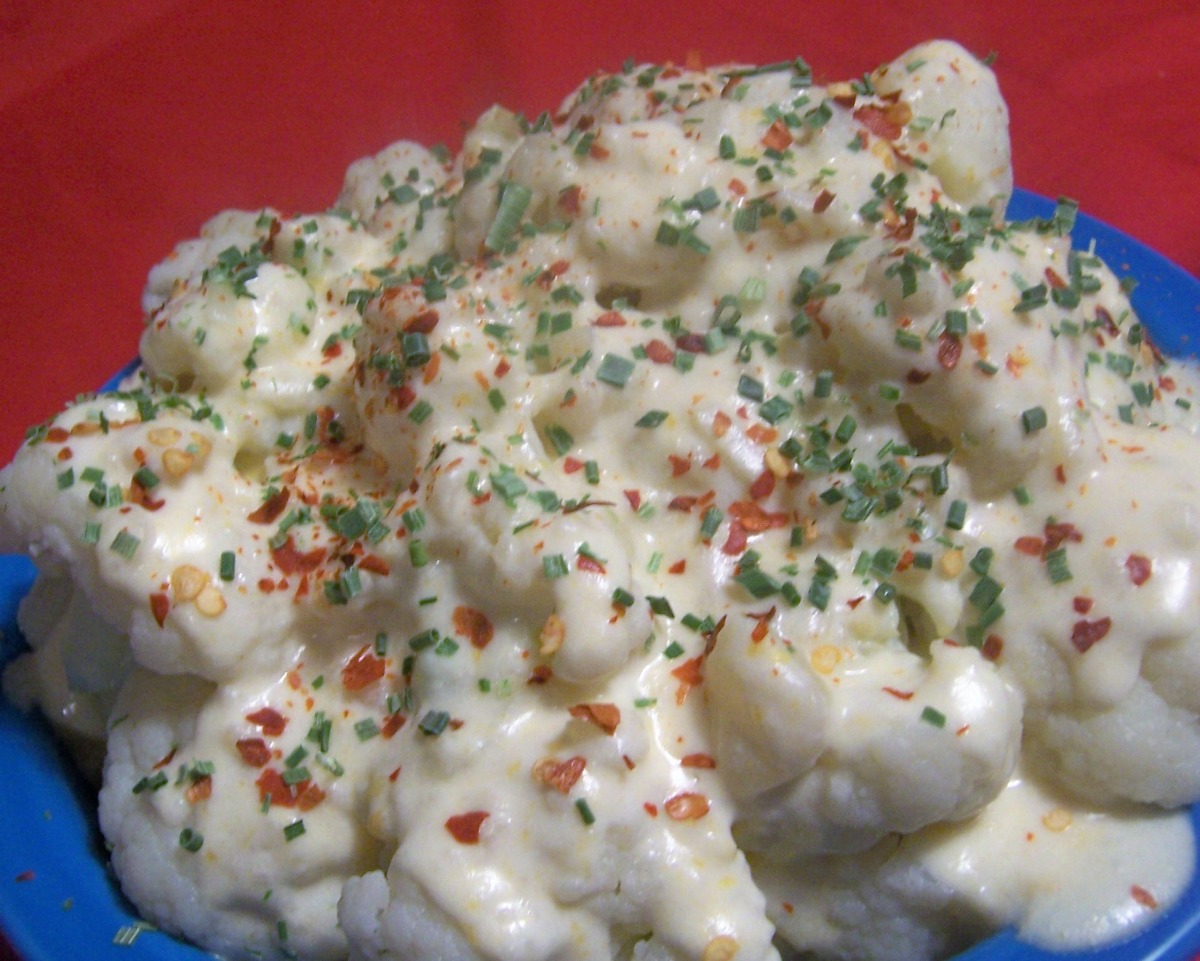 Zesty Cheese Sauce With Cauliflower image