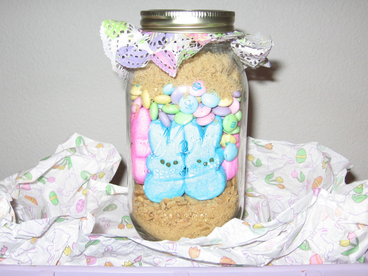 DIY :: Easter Party Favors {Peep S'mores} - Stylish Spoon