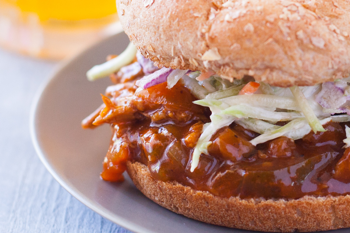 Delicious Crock Pot Barbecued Pulled Pork_image
