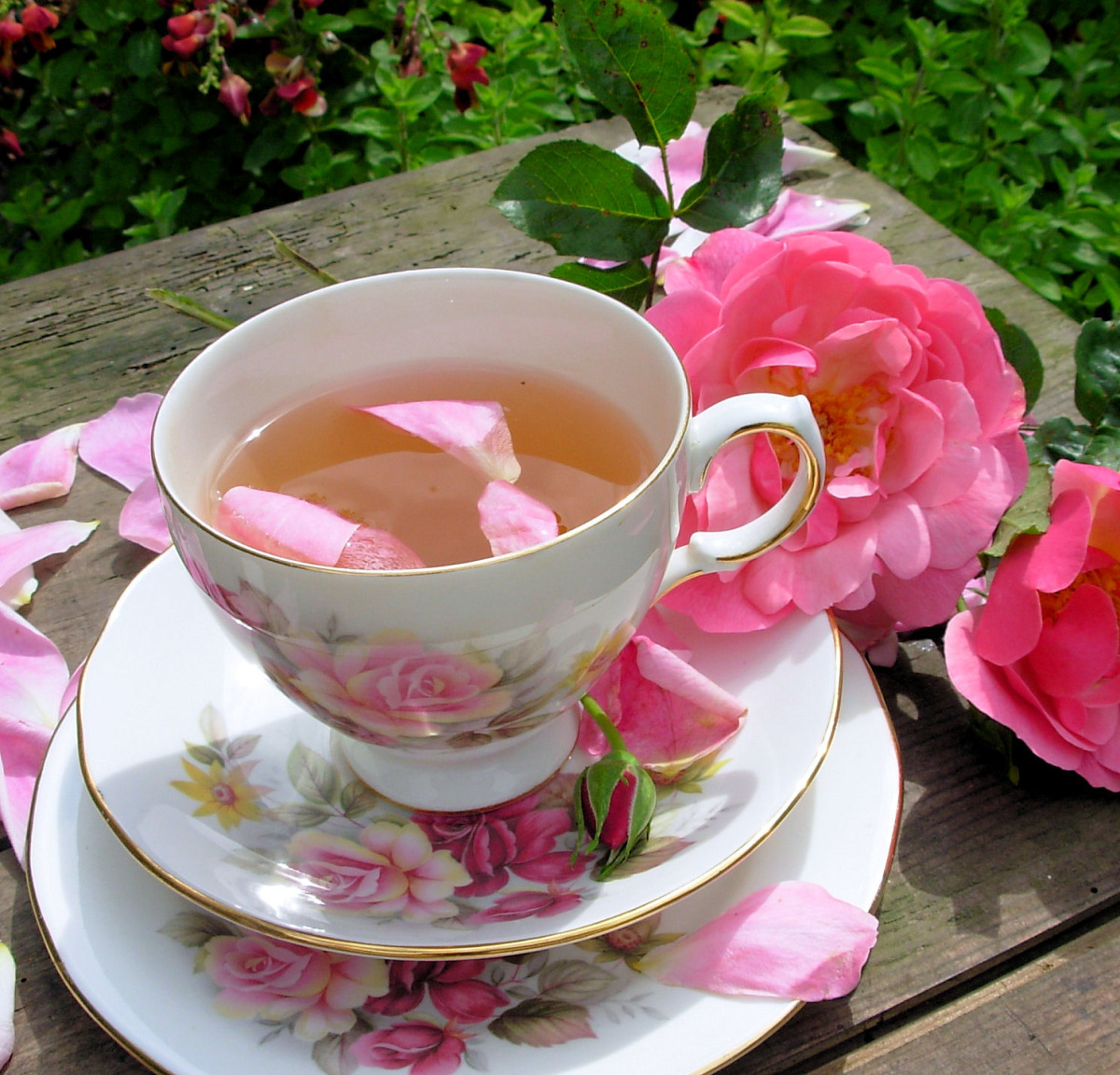Rose Green Tea Recipe: How to Make Rose Green Tea Recipe
