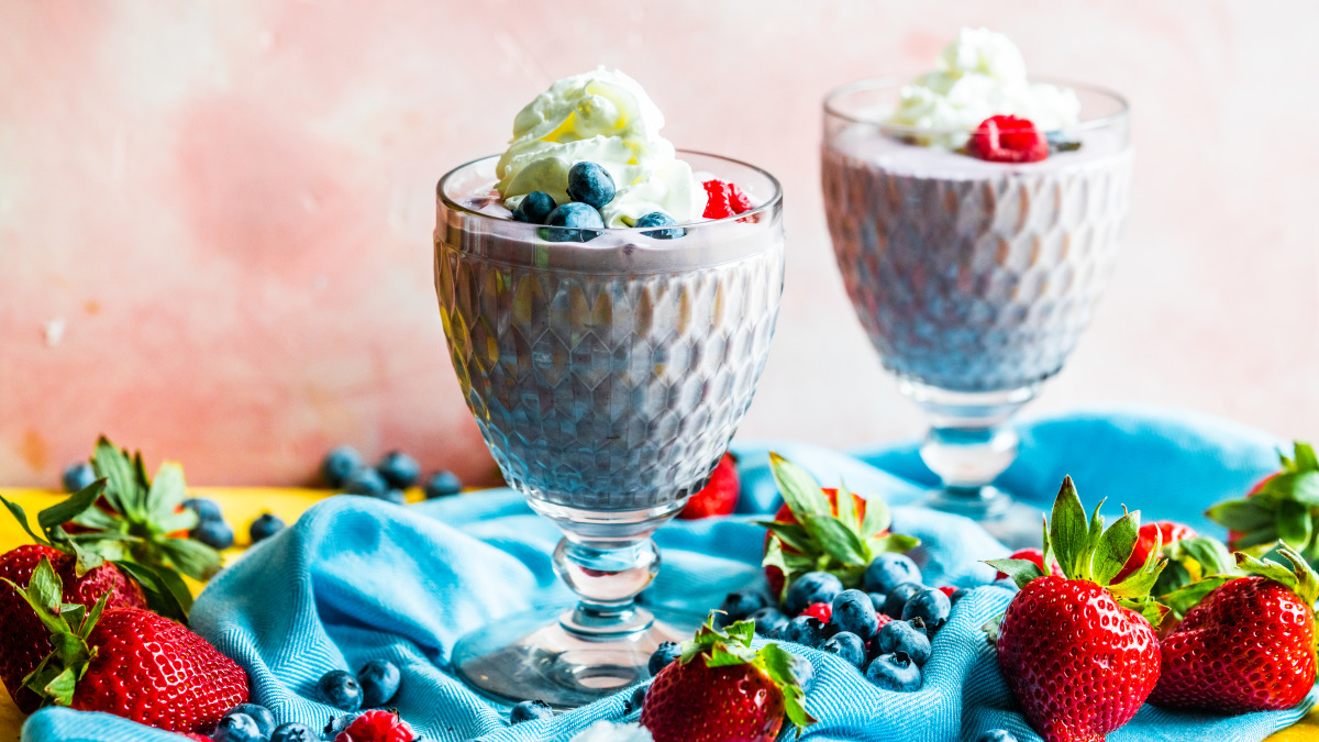 Berry Banana Smoothies-image